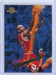 Michael Jordan 1995 SkyBox #15 stat line blocks error card